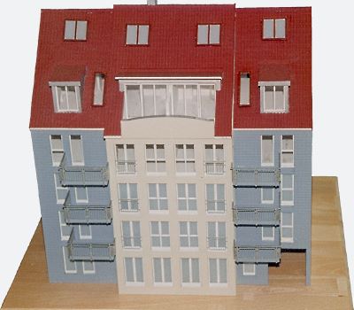 Modellbau Lebert Mehrfamilienhaus